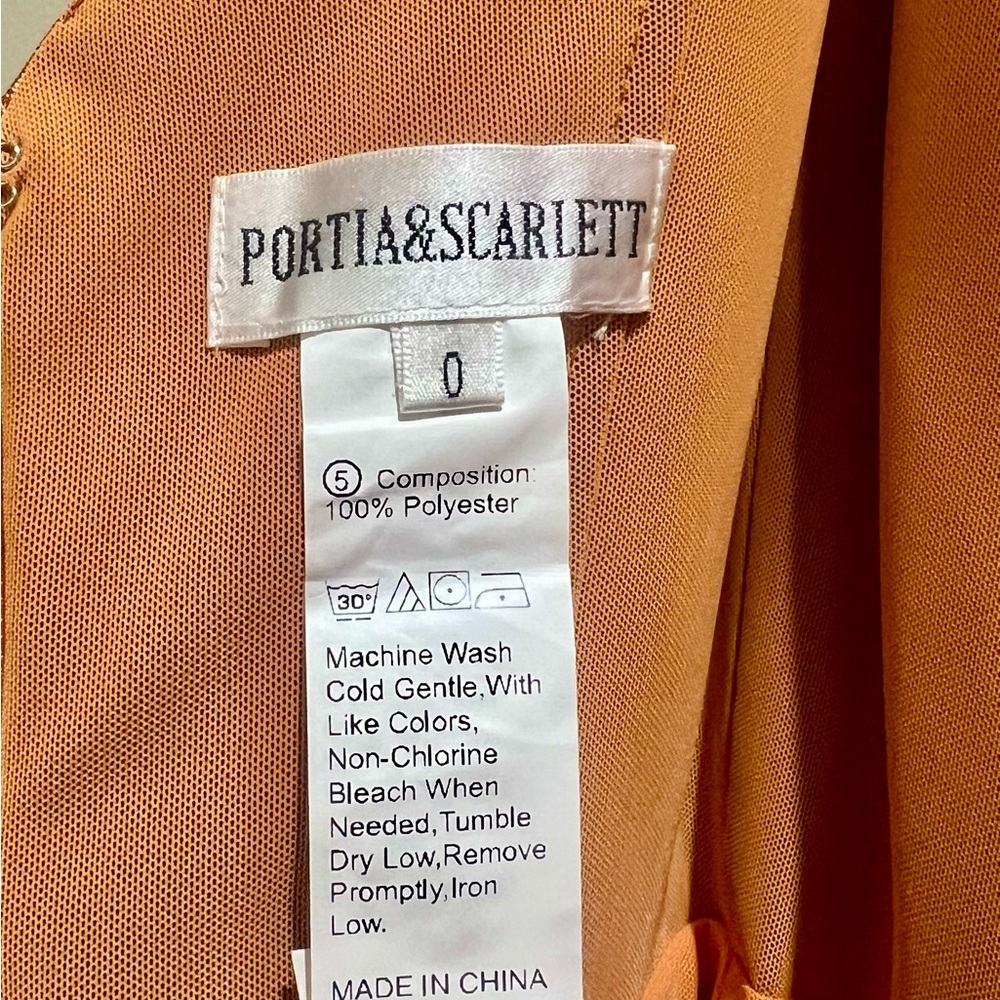 Formal Dress / Prom - Picture 9 of 11